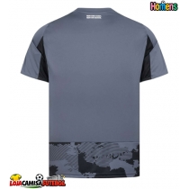 Camisa de Futebol Eintracht Frankfurt Equipamento Alternativo 2025-26 Manga Curta